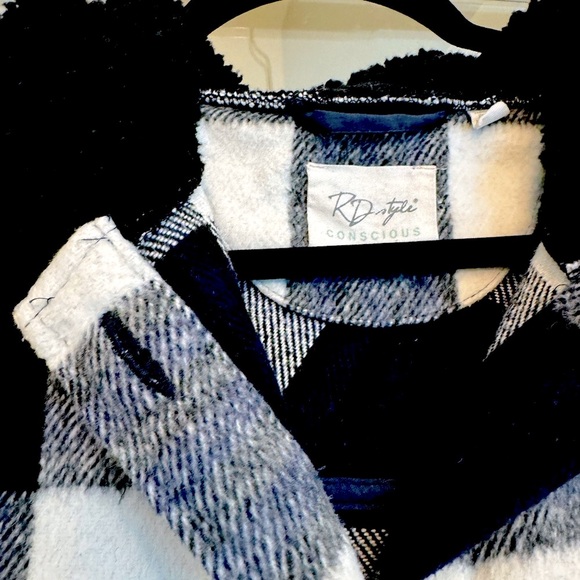 RD Flannel Jacket Small - Picture 4 of 8